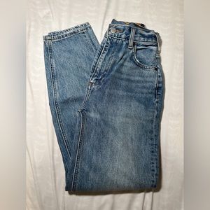 Denim Forum - THE GIA HIGH RISE CARROT 28L